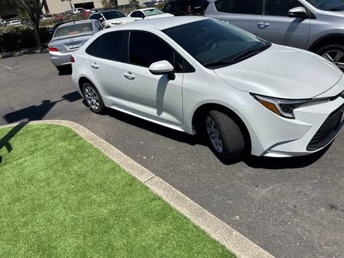 Used 2025 Toyota Corolla LE w/ Convenience Package FWD image 23