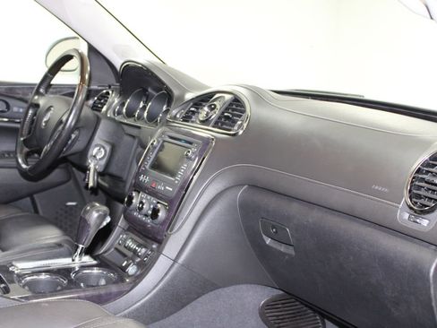 Used 2017 Buick Enclave Premium w/ Experience Buick Package image 31