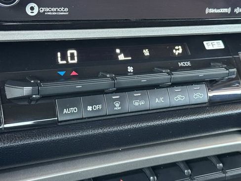 Used 2023 Toyota Tundra SR5 w/ SR5 Convenience Package AWD/4WD image 22