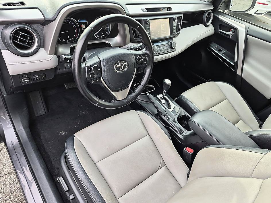Used 2016 Toyota RAV4 Limited FWD image 15