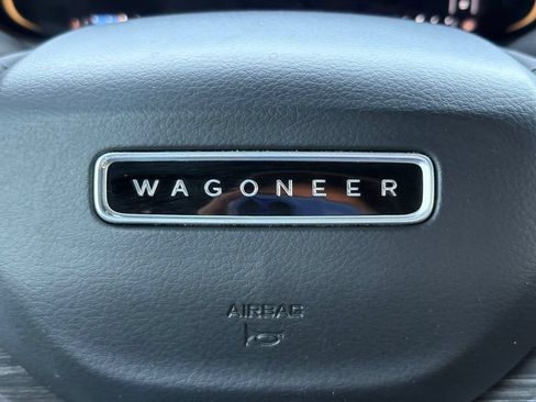 Used 2022 Jeep Wagoneer Series II RWD image 33