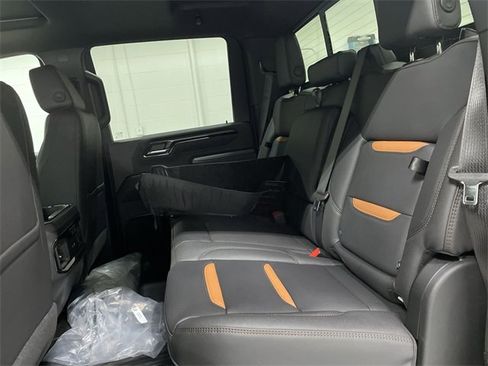 New 2026 GMC Sierra 2500 AT4 w/ AT4 Premium Plus Package image 17