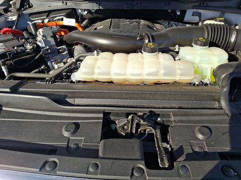 Used 2022 Ford F150 Limited image 29