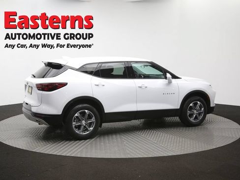 Used 2025 Chevrolet Blazer LT FWD image 43