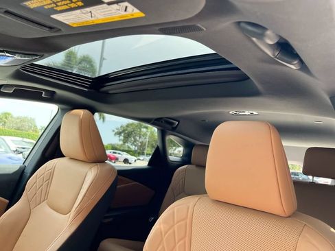 Certified 2025 Lexus RX 350 Premium w/ Accessory Package (Z1) FWD image 18