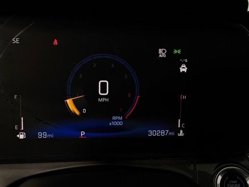 Used 2024 Chevrolet Trax ACTIV w/ Sunroof Package image 14