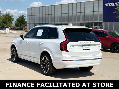 Certified 2025 Volvo XC90 B6 Plus AWD/4WD image 6