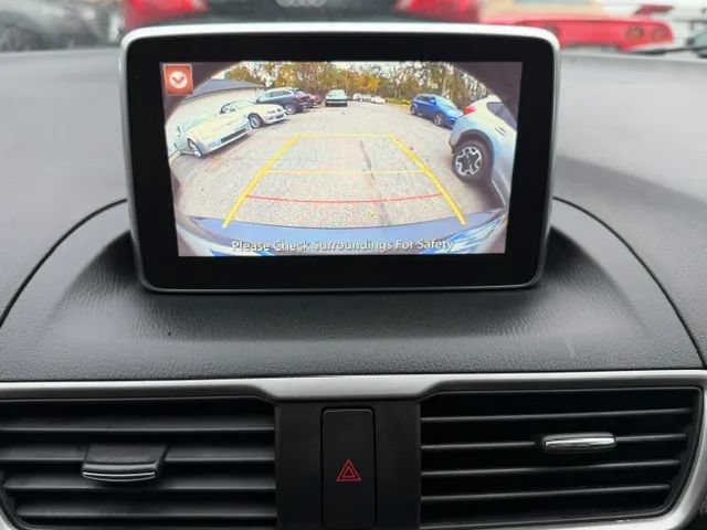 Used 2016 MAZDA MAZDA3 i Sport FWD image 24
