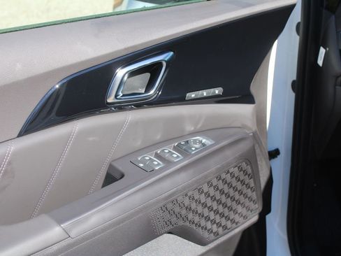 New 2026 Kia Carnival SX Prestige FWD image 26