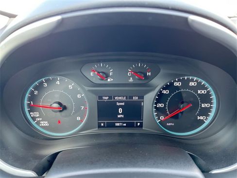 Used 2022 Chevrolet Malibu LT image 12