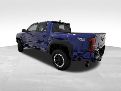 Used 2024 Toyota Tacoma TRD Off-Road image 2