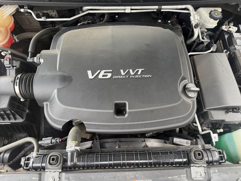 Used 2018 Chevrolet Colorado Z71 AWD/4WD image 21
