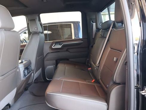 New 2026 GMC Sierra 3500 Denali w/ Denali Reserve Package AWD/4WD image 16