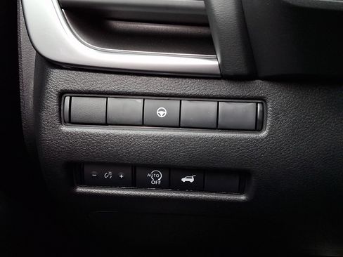 New 2026 Nissan Rogue SV w/ Cold Weather Package AWD/4WD image 19