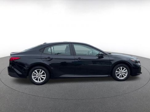 Used 2025 Toyota Camry LE image 16