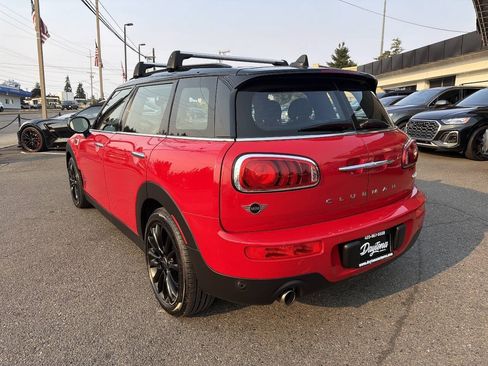 Used 2019 MINI Cooper Clubman ALL4 w/ Premium Package AWD/4WD image 4