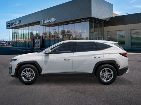 New 2026 Hyundai Tucson SE image 3
