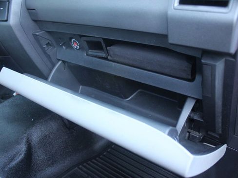 Used 2017 Ford F250 XL w/ Power Equipment Group image 25