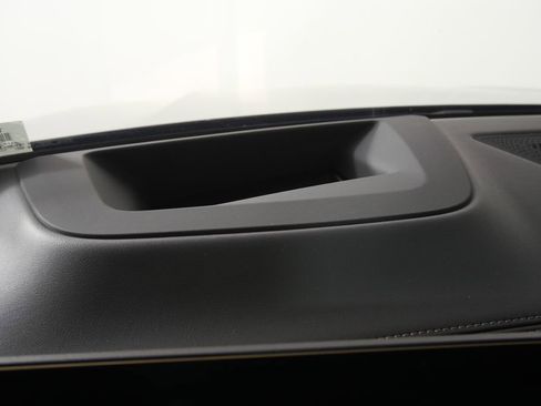 Used 2025 BMW X5 xDrive40i w/ Executive Package image 21