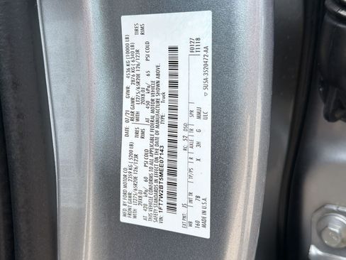 Certified 2021 Ford F250 Platinum w/ FX4 Off-Road Package AWD/4WD image 25