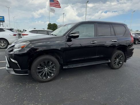 Used 2022 Lexus GX 460 Premium w/ Accessory Package AWD/4WD image 4