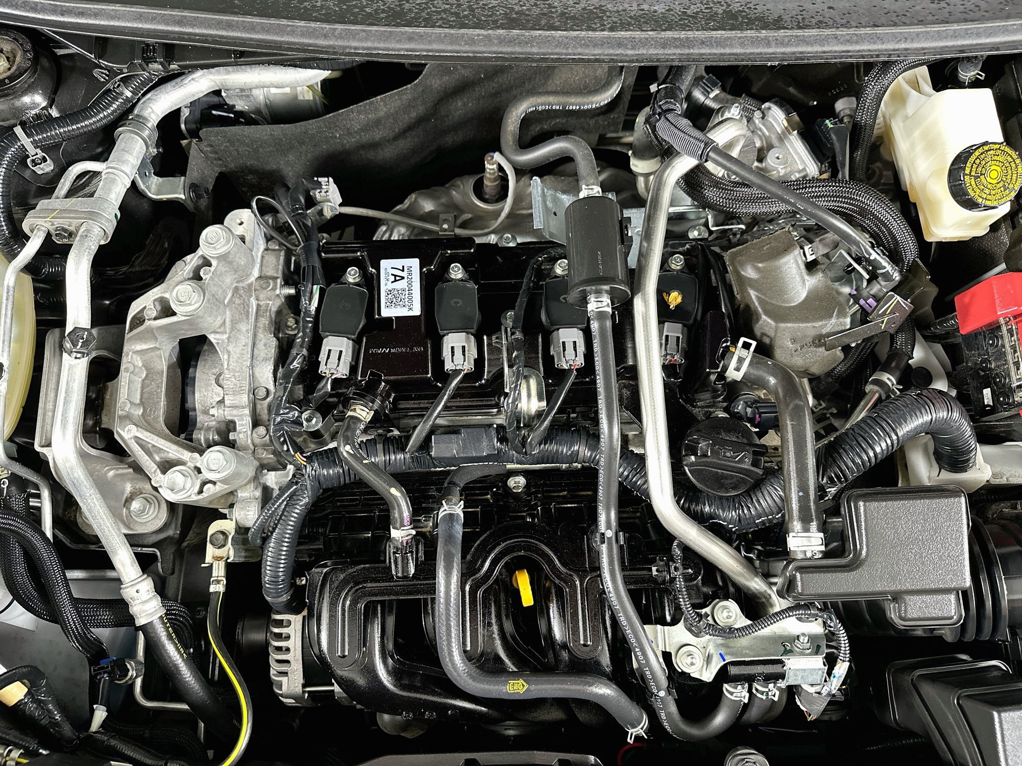 Used 2025 Nissan Kicks SV FWD image 31