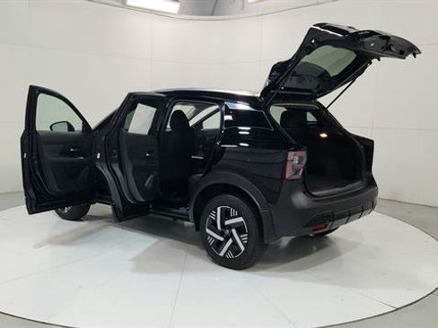 Certified 2026 Nissan Kicks SV FWD image 30