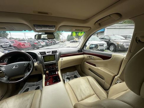 Used 2007 Lexus LS 460 image 22
