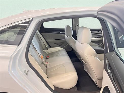 Used 2018 Buick LaCrosse Premium w/ Driver Confidence Package #2 image 9