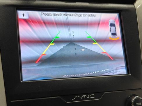 Used 2019 Ford Fusion SE image 7