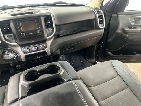 Used 2019 RAM 1500 Big Horn RWD image 18