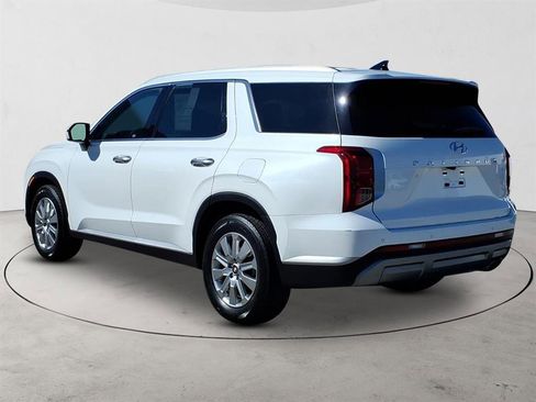 Used 2023 Hyundai Palisade SEL image 7