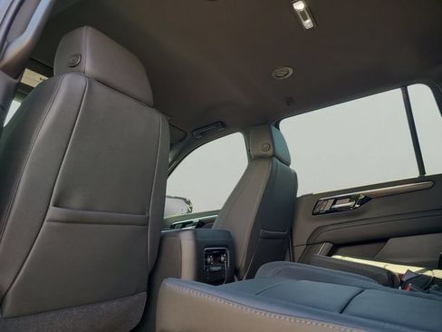New 2026 Chevrolet Suburban LT w/ Comfort Package RWD image 12