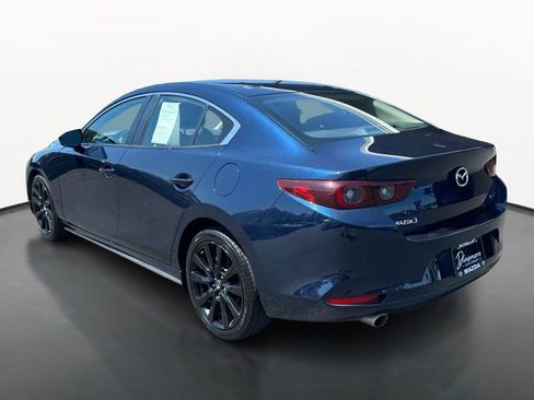 Used 2024 MAZDA MAZDA3 s FWD image 5