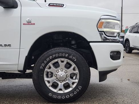 Used 2024 RAM 2500 Laramie w/ Safety Group AWD/4WD image 9