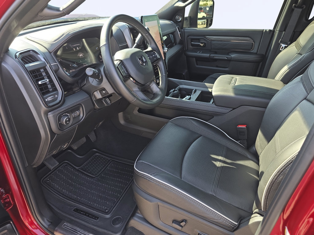 Used 2026 RAM 2500 Limited AWD/4WD image 10