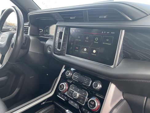 Used 2022 GMC Yukon Denali image 31