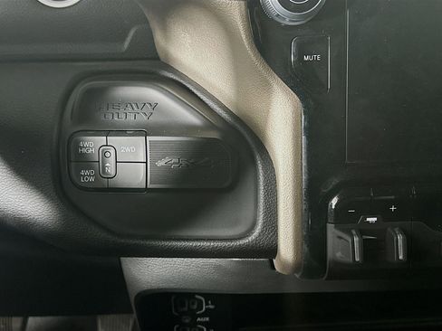 Used 2024 RAM 2500 Laramie w/ Safety Group image 26