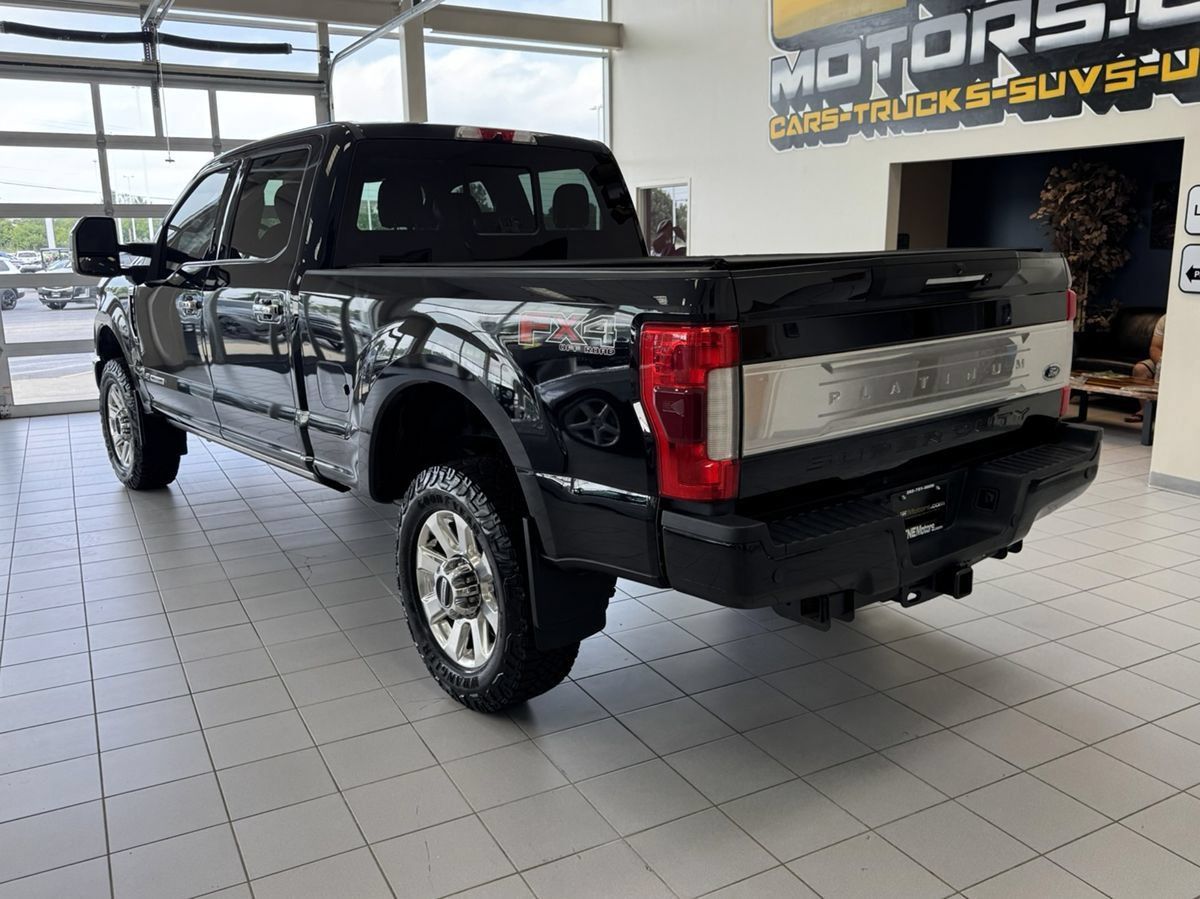 Used 2019 Ford F350 Platinum w/ Platinum Ultimate Package AWD/4WD image 2