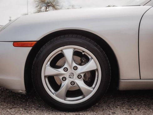 Used 2002 Porsche Boxster image 9