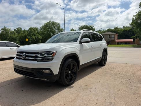 Used 2019 Volkswagen Atlas SE FWD image 4