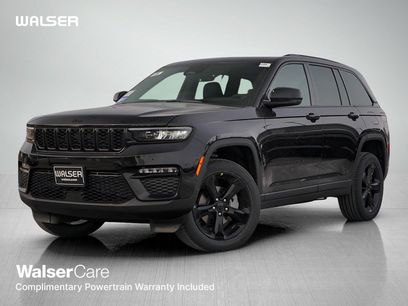 New 2025 Jeep Grand Cherokee Limited w/ Black Appearance Package