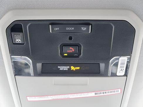 Used 2023 Toyota Tundra SR5 w/ SR5 Convenience Package AWD/4WD image 19