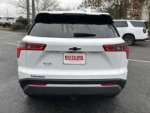 New 2026 Chevrolet Equinox LT w/ Convenience Package II image 4