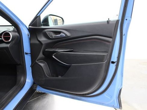 Used 2024 Chevrolet Trax RS w/ Driver Confidence Package FWD image 57