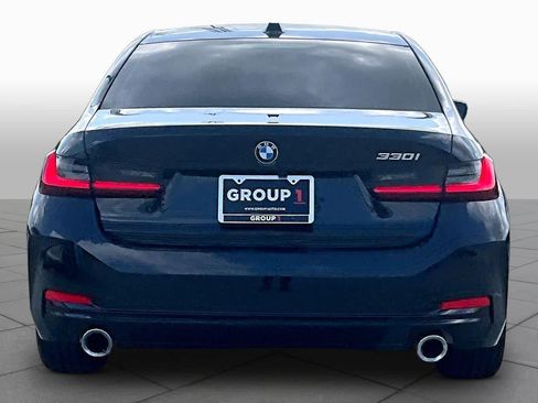 Used 2024 BMW 330i Sedan w/ Convenience Package RWD image 4