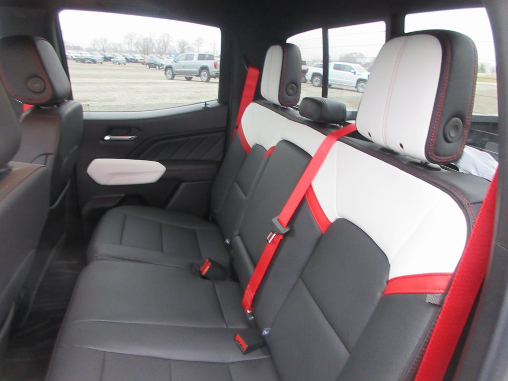New 2026 GMC Canyon AT4X w/ LPO, Black Badging Package AWD/4WD image 14