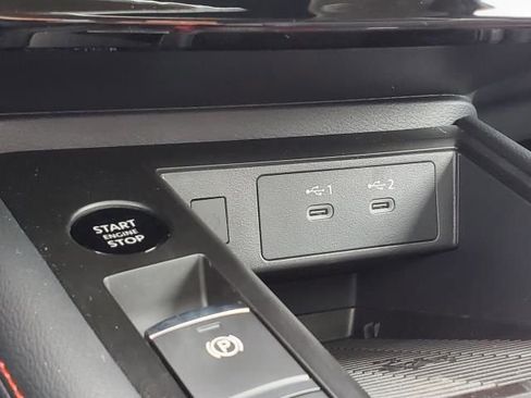 New 2026 Nissan Kicks SR image 31