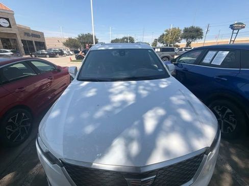 Used 2021 Cadillac XT6 Luxury FWD image 5
