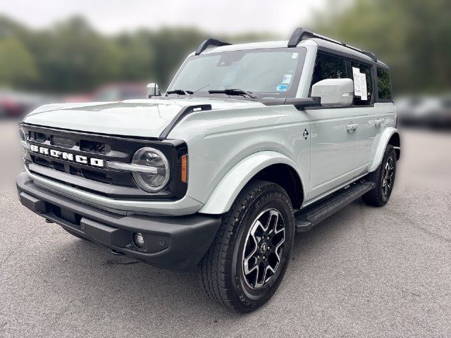 Certified 2023 Ford Bronco Outer Banks AWD/4WD image 4